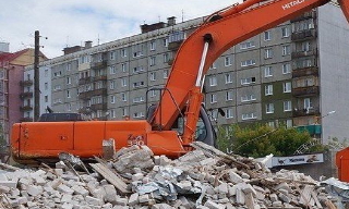 Вывоз строительного мусора с участка в Черногорске недорого от 1589 руб. | 2Землекопа-Чрн
